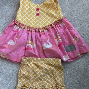 Eleanor Rose Set Pink and Yellow with Swans